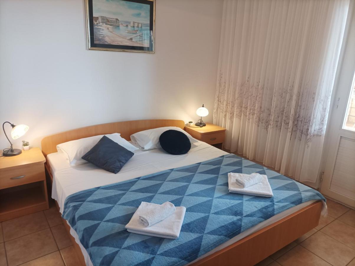 Villa Ljetni San Омиш Экстерьер фото